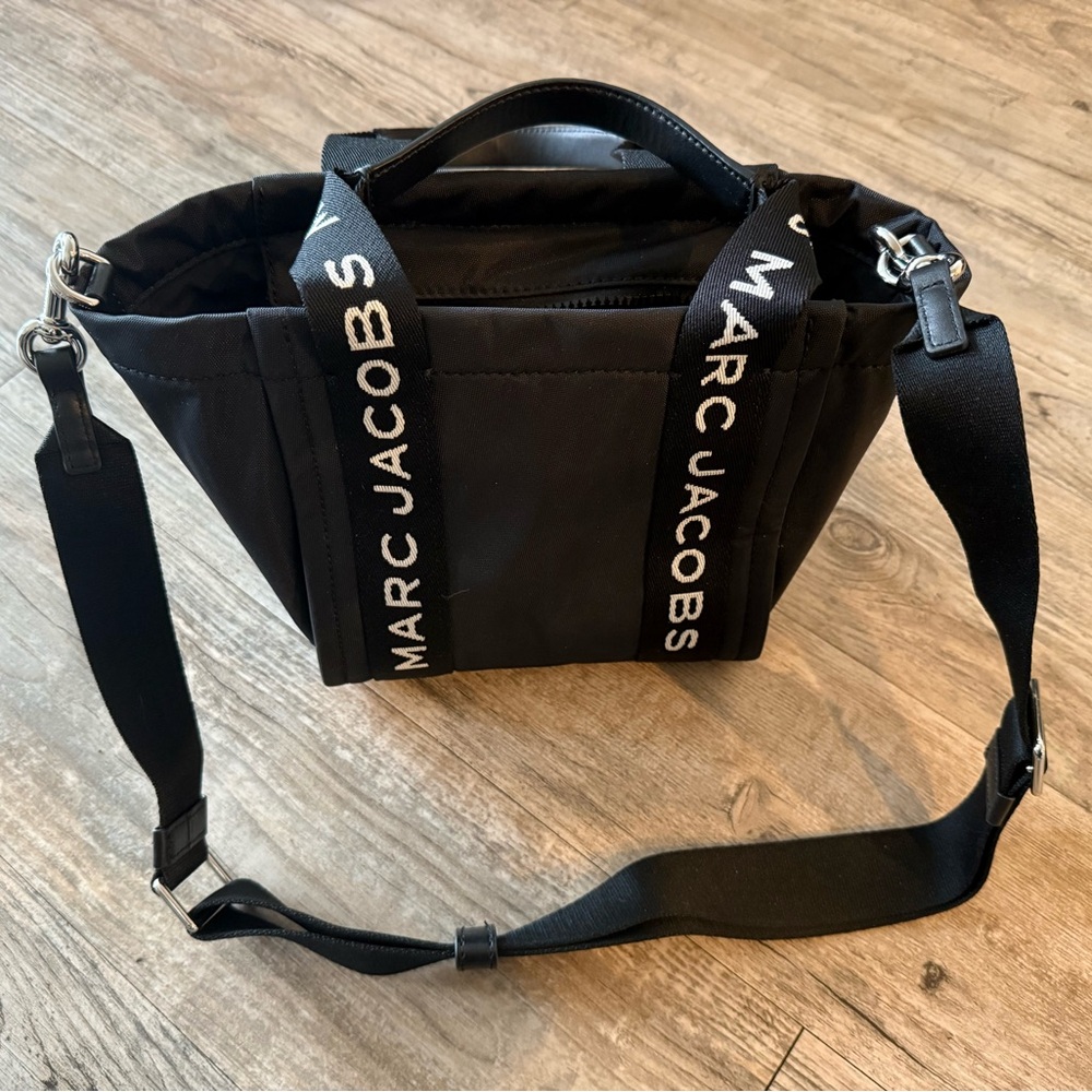 NWT Marc Jacobs Nylon Marc-Et Small Tote — Black Everyday Tote Bag